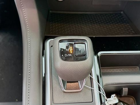 New 2025 Nissan Pathfinder SV image 22