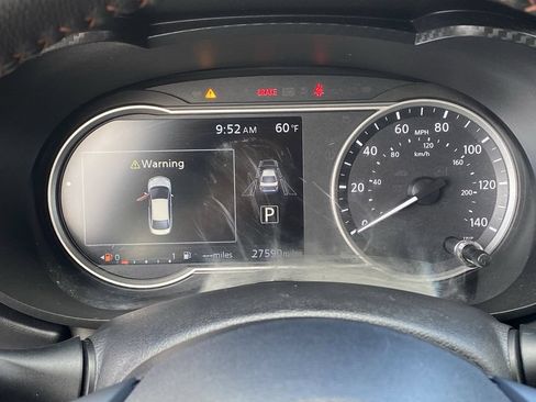 Used 2024 Nissan Versa SR w/ Trunk Package FWD image 34