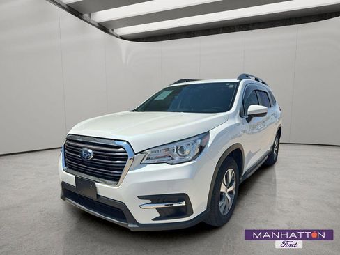 Used 2022 Subaru Ascent Premium AWD/4WD image 1
