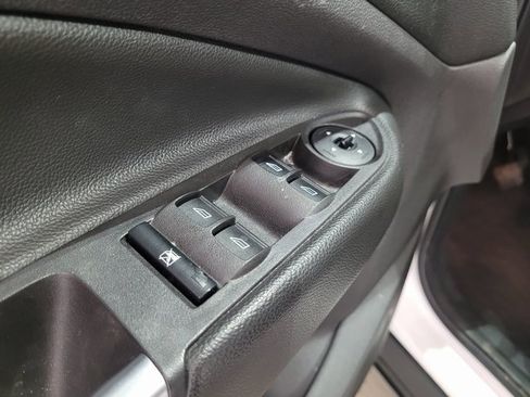 Used 2013 Ford Escape SE image 38