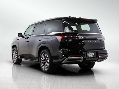 Used 2025 INFINITI QX80 Luxe image 3