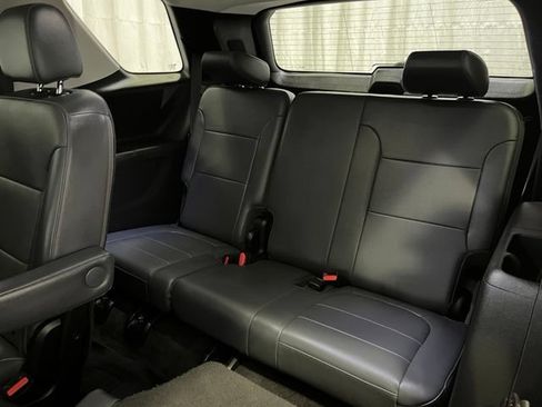 Used 2019 Chevrolet Traverse Premier AWD/4WD image 12