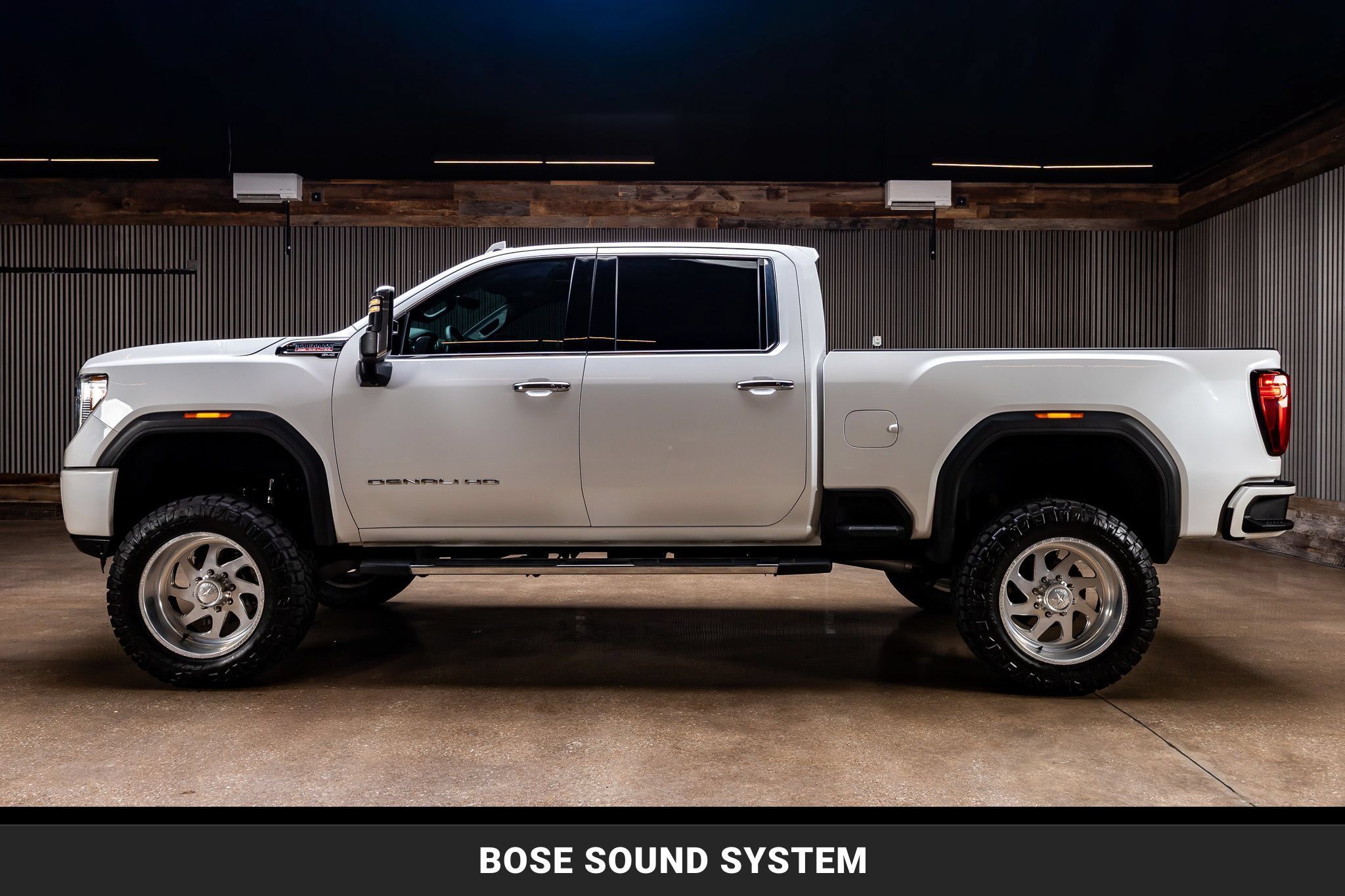 Used 2021 GMC Sierra 2500 Denali w/ Denali Ultimate Package AWD/4WD image 5