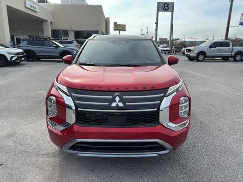 New 2026 Mitsubishi Outlander SEL image 2