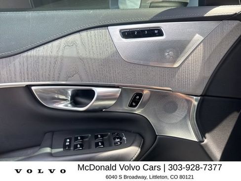Used 2024 Volvo XC90 T8 Ultimate w/ Lounge Package AWD/4WD image 5