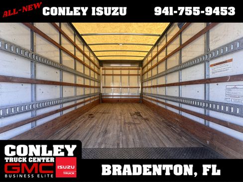 Used 2020 Isuzu NPR image 10