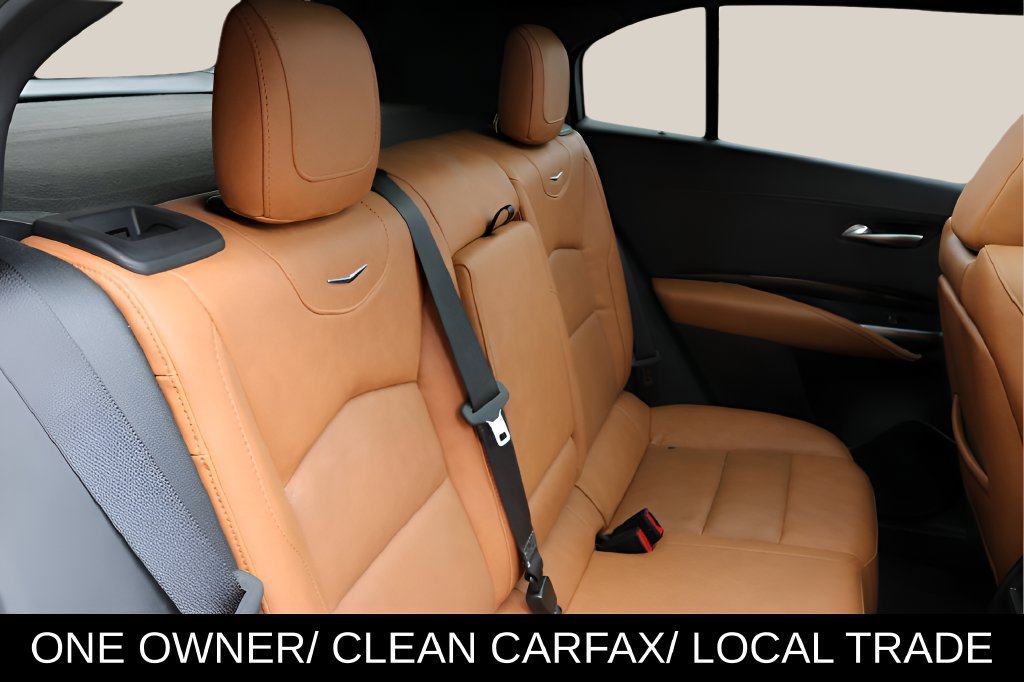 Used 2023 Cadillac XT4 Premium Luxury FWD image 17