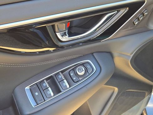 Used 2025 Subaru Outback Touring XT AWD/4WD image 23
