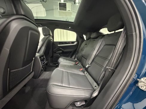 New 2026 Porsche Cayenne S image 20