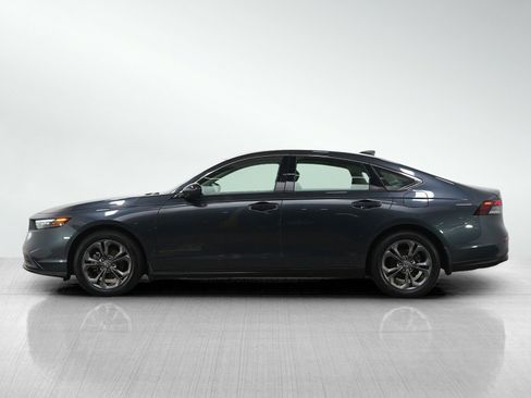 Used 2023 Honda Accord EX image 2