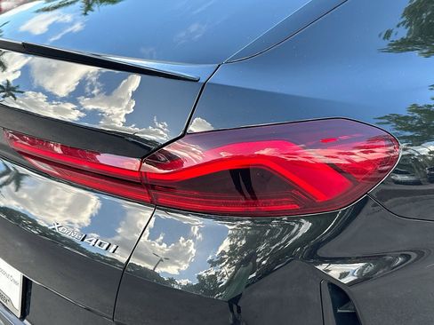 Used 2025 BMW X6 xDrive40i w/ Climate Comfort Package image 31