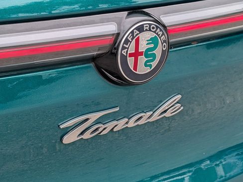 Used 2024 Alfa Romeo Tonale Veloce image 16