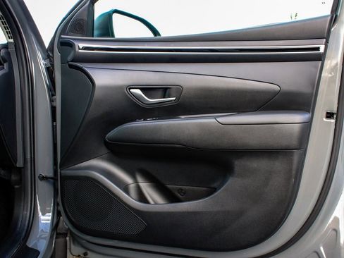 Used 2024 Hyundai Tucson SE image 13