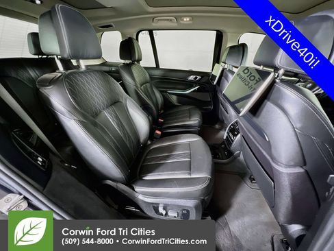 Used 2019 BMW X7 xDrive40i w/ Premium Package AWD/4WD image 17