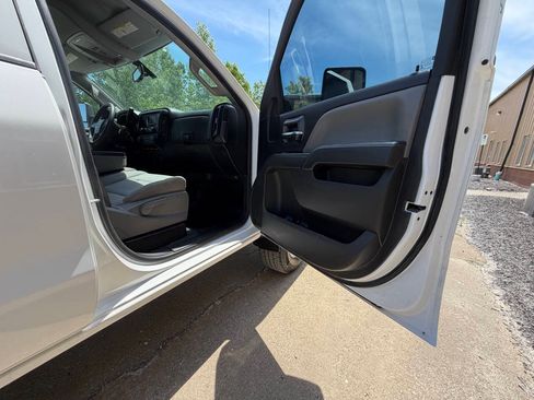 Used 2015 Chevrolet Silverado 2500 W/T w/ WT Convenience Package AWD/4WD image 17