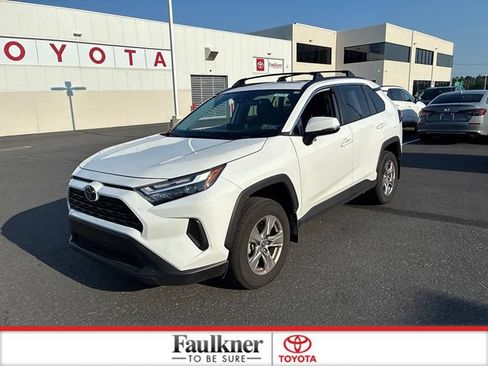 Used 2025 Toyota RAV4 XLE w/ Convenience Package AWD/4WD image 18