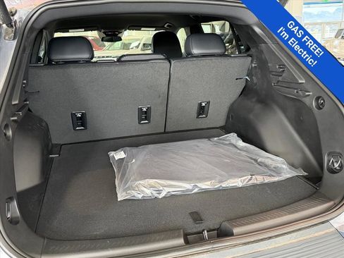 New 2026 Chevrolet Equinox EV LT image 8