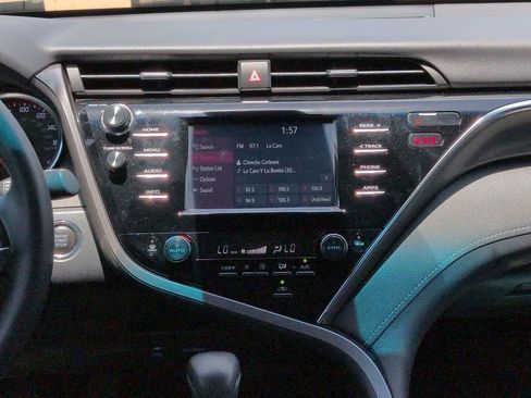Certified 2018 Toyota Camry XSE FWD image 17