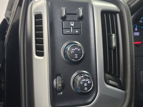 Used 2017 GMC Sierra 1500 SLT w/ SLT Premium Package image 7