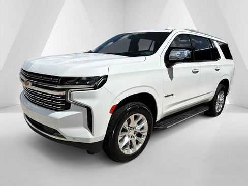 Used 2021 Chevrolet Tahoe Premier w/ Premium Package AWD/4WD image 3