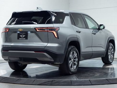 Used 2025 Chevrolet Equinox LT AWD/4WD image 10
