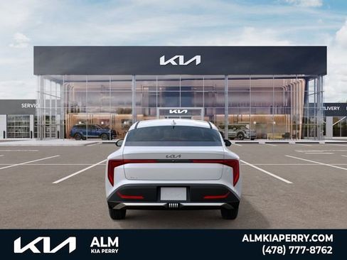 New 2026 Kia K4 LXS image 5