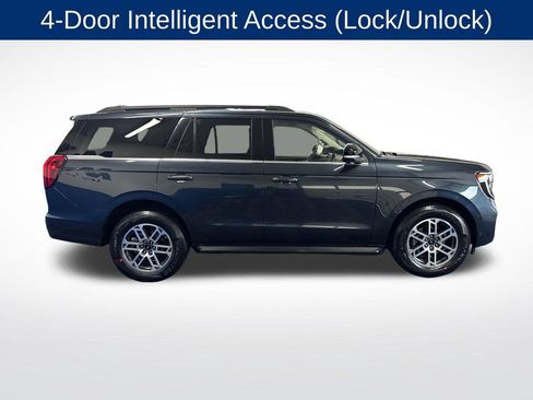 Used 2025 Ford Expedition Active AWD/4WD image 7