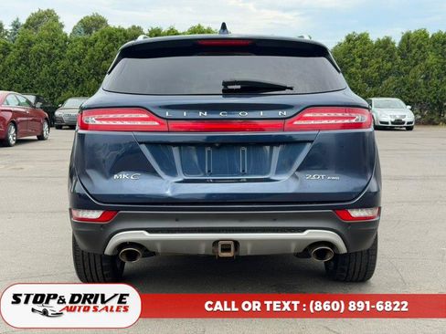 Used 2017 Lincoln MKC Reserve w/ Lincoln MKC Climate Package AWD/4WD image 4