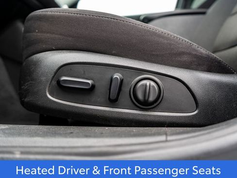 Used 2023 Chevrolet Malibu LT image 19