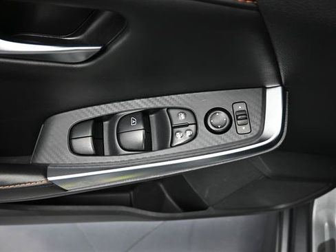 Used 2022 Nissan Sentra SR w/ Electronics Package FWD image 6