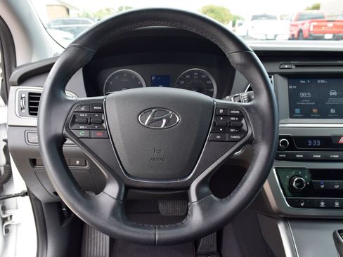Used 2017 Hyundai Sonata Sport w/ Value Edition Package 02 FWD image 6