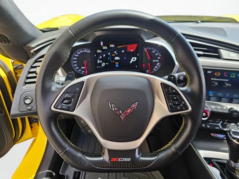 Used 2016 Chevrolet Corvette Z06 w/ 3LZ Preferred Equipment Group RWD image 23
