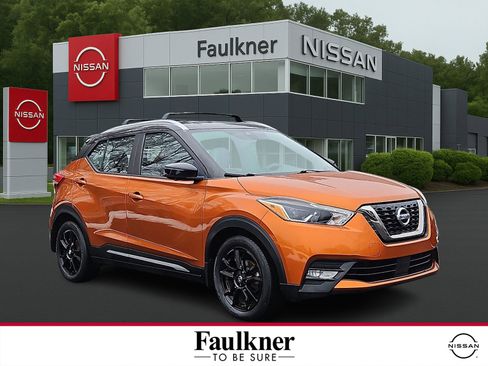 Certified 2020 Nissan Kicks SR w/ SR Premium Package image 1