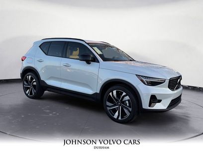 New 2026 Volvo XC40 B5 Ultra w/ Protection Package Premier