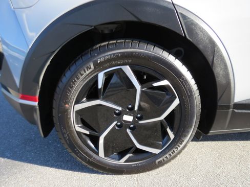 Used 2023 Hyundai Ioniq 5 SEL w/ Cargo Package image 19