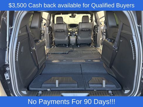 New 2026 Chrysler Pacifica Select w/ S Appearance Package image 46