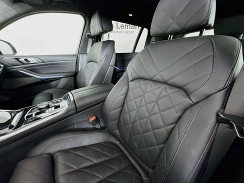 Used 2026 BMW X7 xDrive40i AWD/4WD image 22