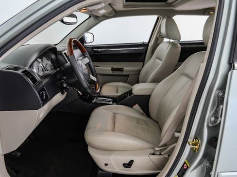 Used 2006 Chrysler 300 Touring image 27