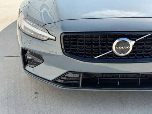 Used 2024 Volvo S60 B5 Plus w/ Climate Package FWD image 11