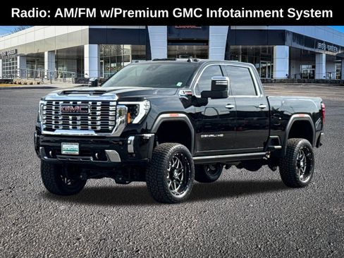 Used 2024 GMC Sierra 2500 Denali w/ Denali Reserve Package image 8
