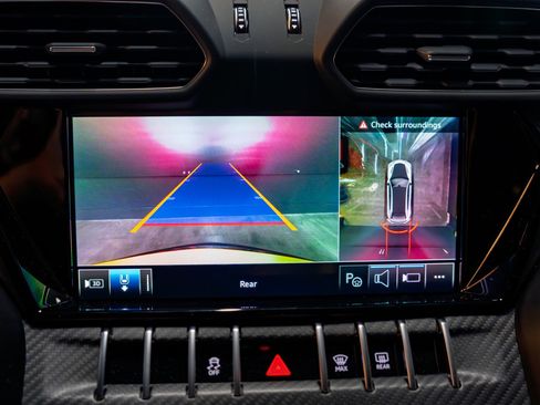 Used 2024 Lamborghini Urus Performante image 45