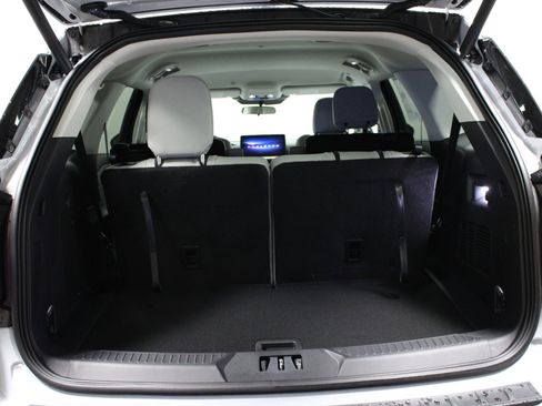 New 2026 Ford Explorer Active w/ Active Comfort Package image 15