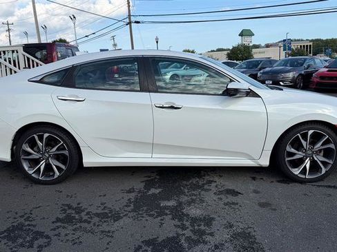Used 2020 Honda Civic Touring image 7