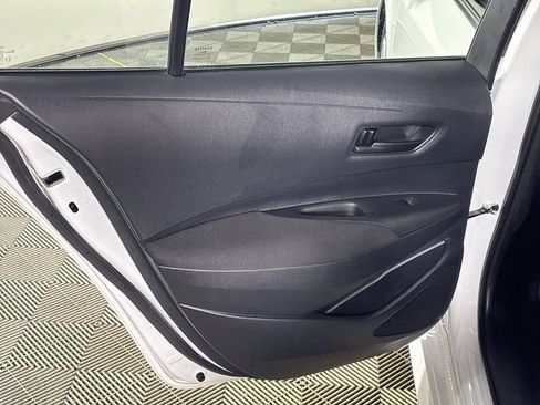 Used 2024 Toyota Corolla LE FWD image 18