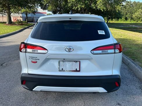 Used 2023 Toyota Corolla Cross L FWD image 5