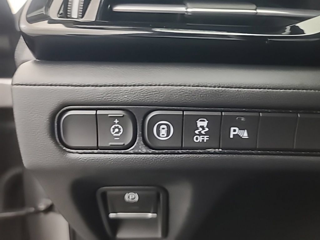 Used 2022 Acura MDX w/ Technology Package AWD/4WD image 30