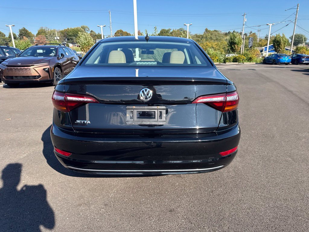 Used 2019 Volkswagen Jetta SE FWD image 6