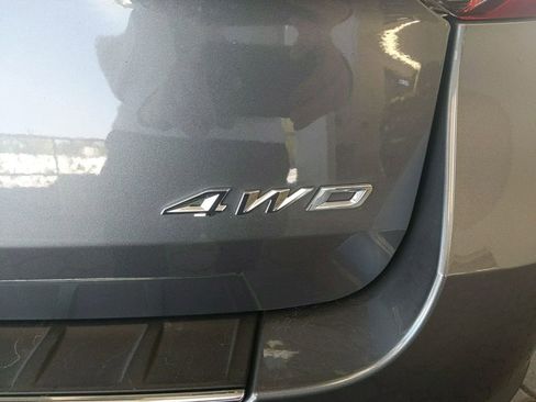 Used 2022 Ford Explorer Limited w/ Equipment Group 301A AWD/4WD image 9