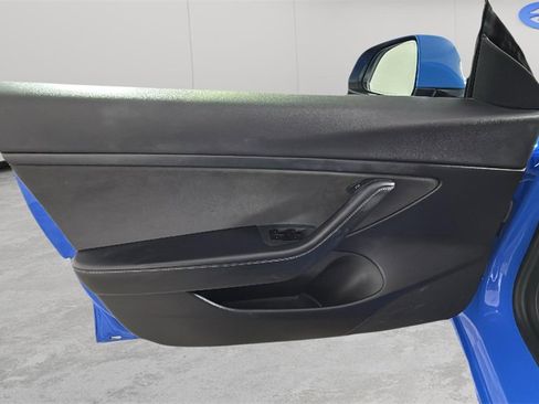 Used 2021 Tesla Model 3 Standard Range Plus image 29