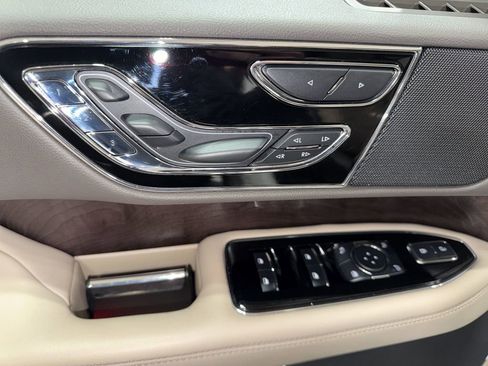 Certified 2023 Lincoln Navigator L Reserve image 14